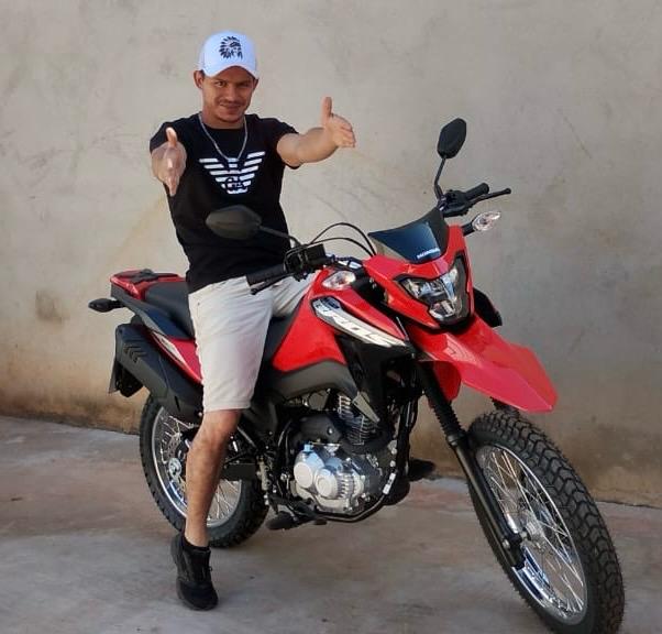 Ação da Bros 160 2025